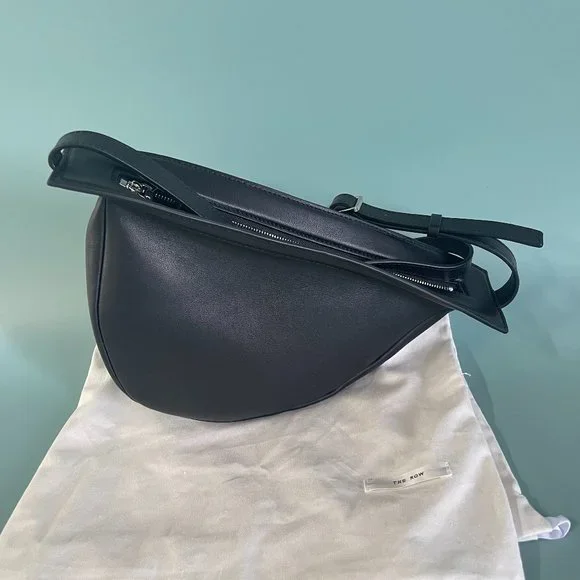 ROW Luxurious Grain Leather Casual Banana Bag - New - Picture 1 of 6